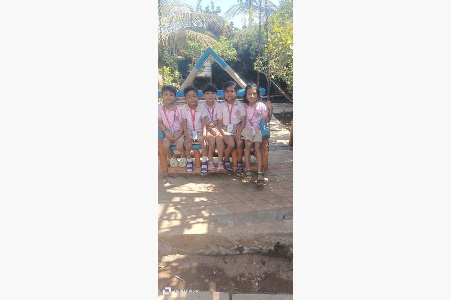 Field Trip Photo 20